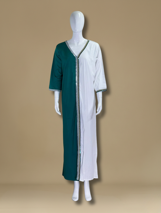 جلابية عصرية بتصميم ثنائي اللون بتباين أنيق